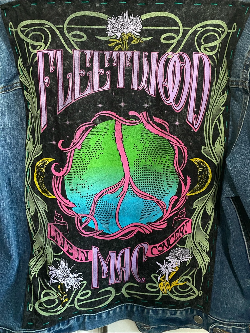 FLEETWOOD MAC Graphic Denim Jacket - Blue with Pink & Green Back Artwork